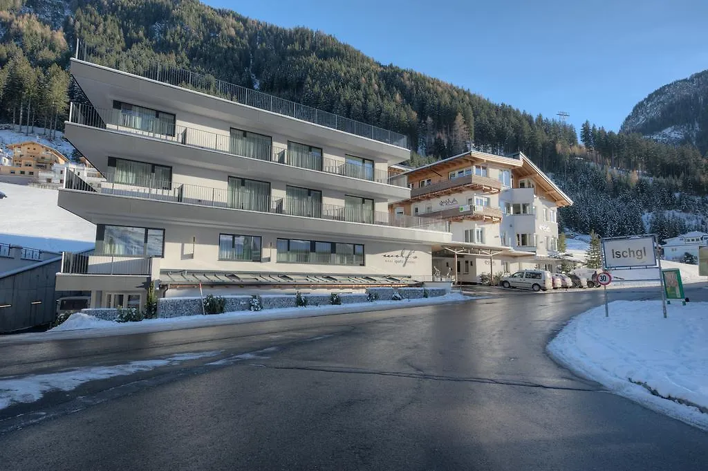 Aparthotel Wolfs Aparts + More Ischgl