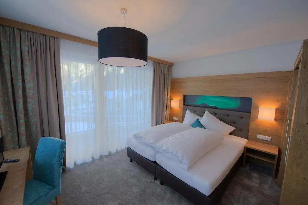 **** Aparthotel Wolfs Aparts + More Ischgl Austria