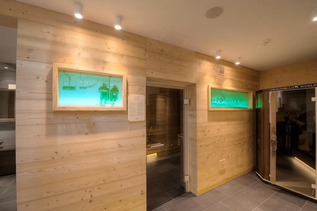 Aparthotel Wolfs Aparts + More Ischgl
